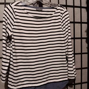 Market & Spruce Black and White Striped Long Sleeve Boatneck Top